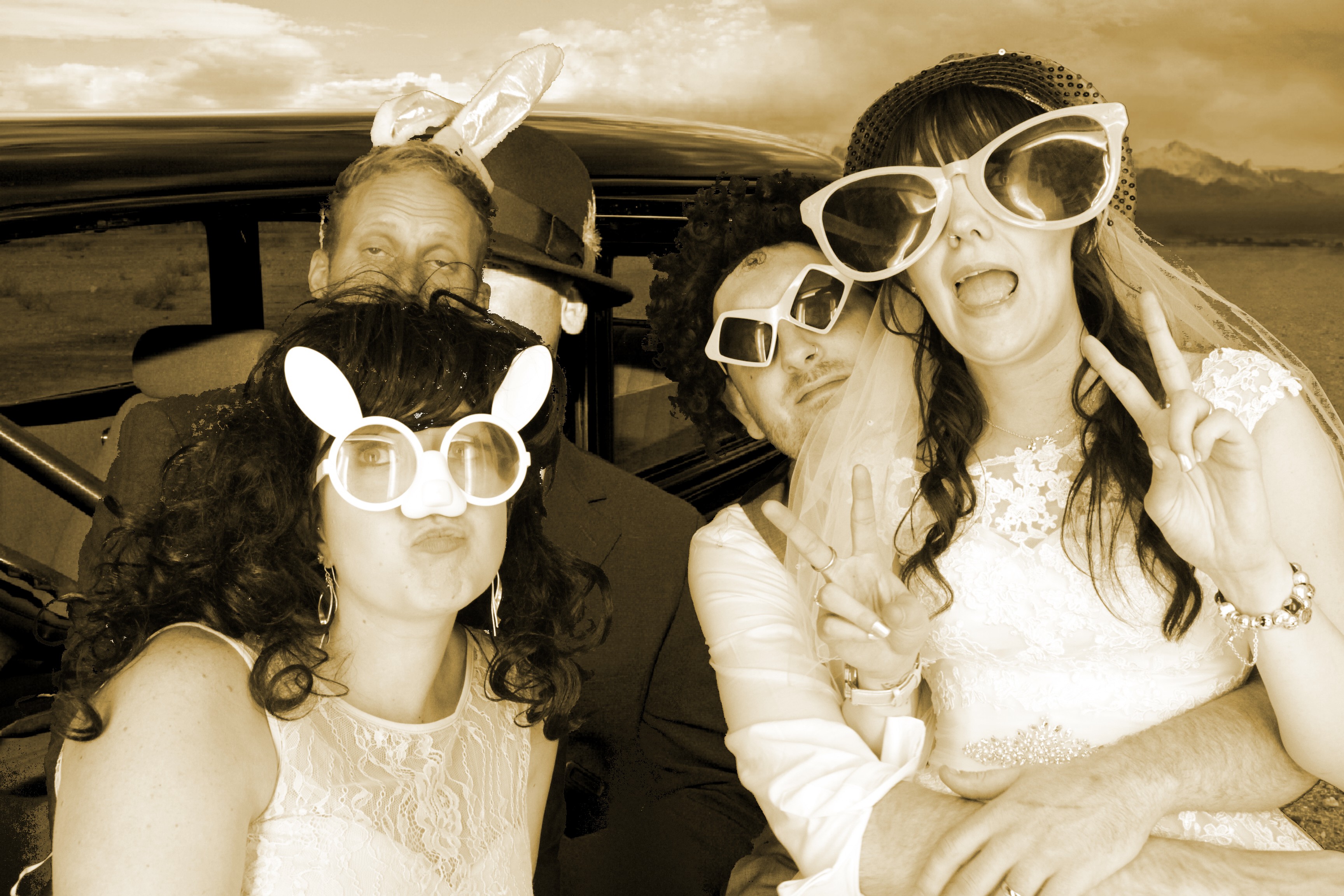 Katie and Jons Wedding | View more photos from the event at gallery.myphotoboothexperience.co.uk/u/MyPhotoBoothExperienceLtd/Katie-and-Jons-Wedding